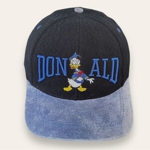 Vintage 90’s Disney Rare Donald Duck Snapback Color Block Cap Hat Wool leather  